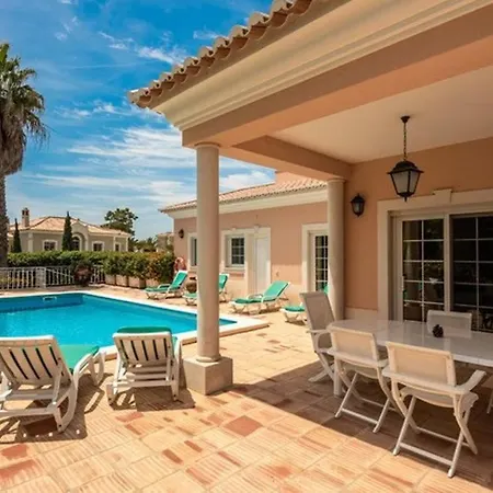 Senna - 4 Bedroom Luxury - Well Furnished Interior - Great Pool Area Quinta do Lago
