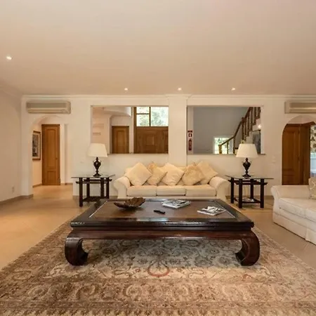 Senna - 4 Bedroom Luxury - Well Furnished Interior - Great Pool Area Quinta do Lago